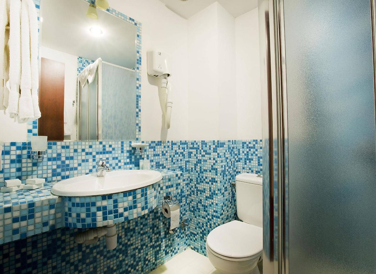 New Kopala Hotel Tbilisi Bagian luar foto