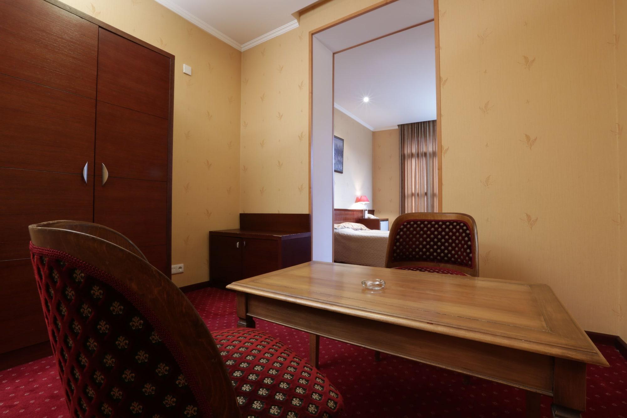 New Kopala Hotel Tbilisi Bagian luar foto