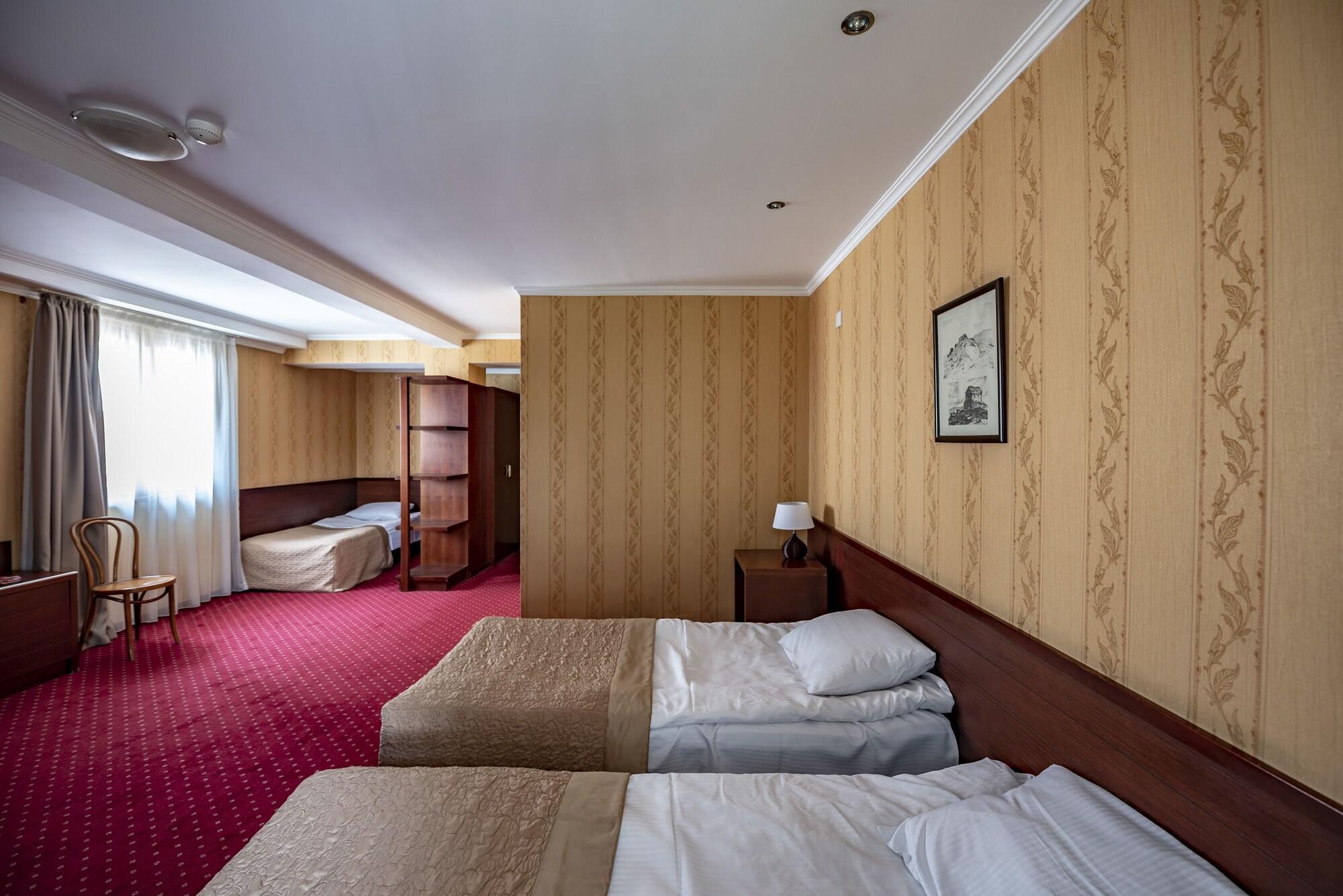 New Kopala Hotel Tbilisi Bagian luar foto
