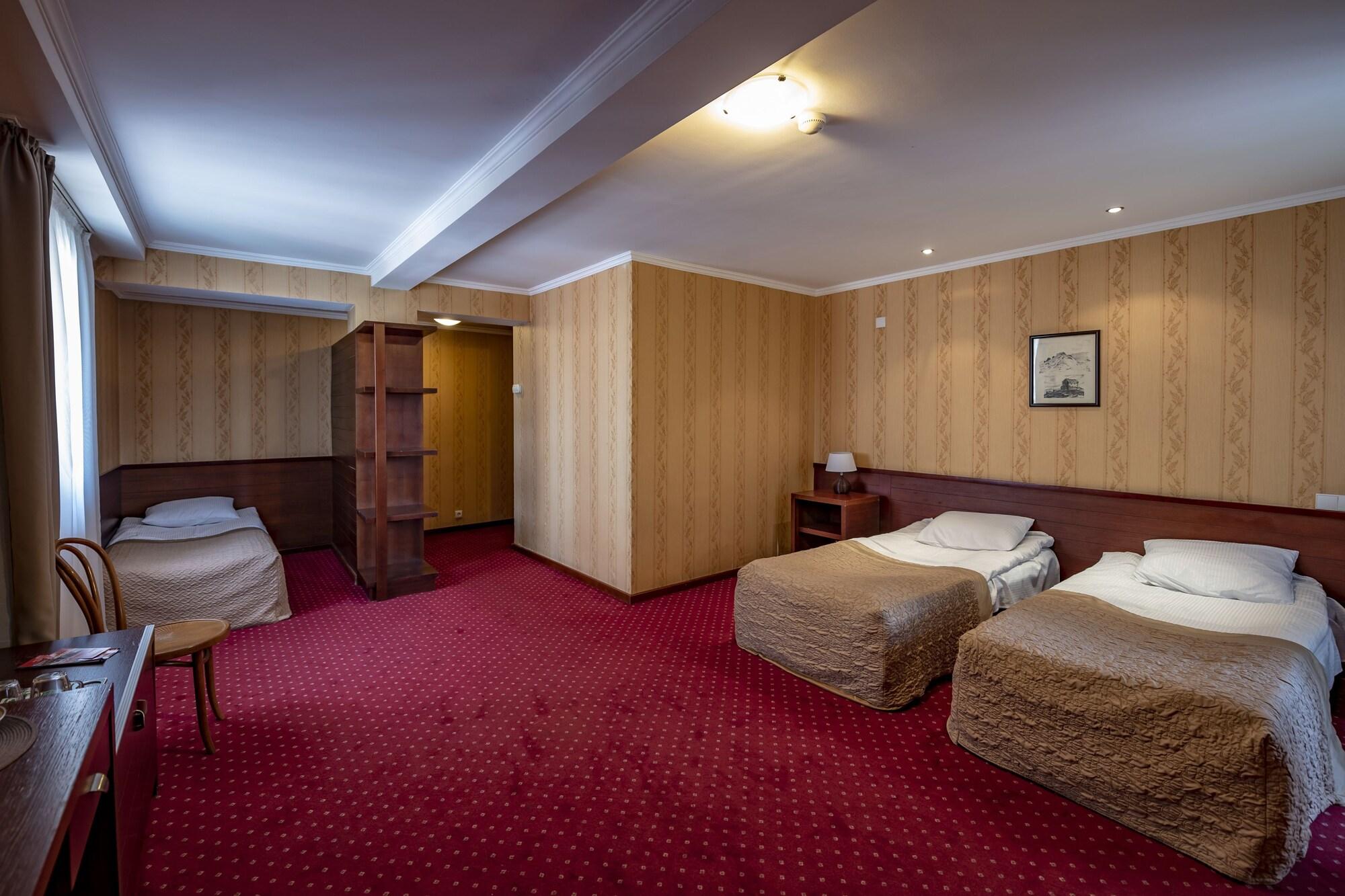 New Kopala Hotel Tbilisi Bagian luar foto