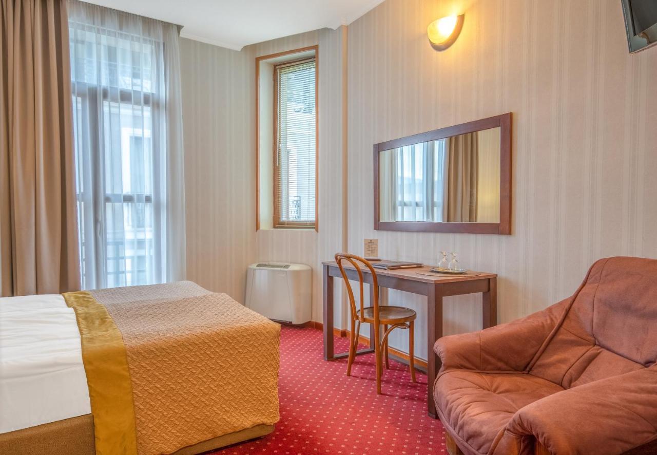 New Kopala Hotel Tbilisi Bagian luar foto